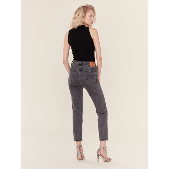 Levi's Wedgie Icon Fit Jeans in Bite My Dust - Picture 3 of 16